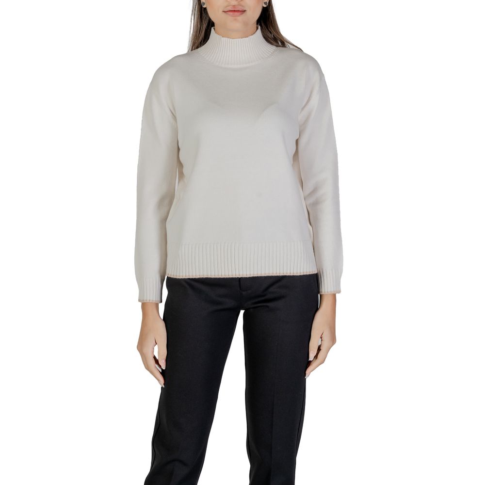 Cream Polyester Sweater