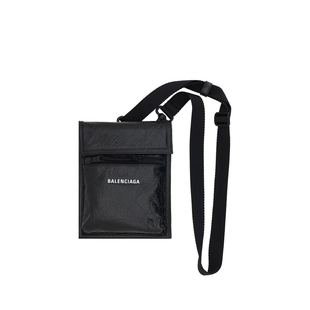 Explorer Shoulder Bag